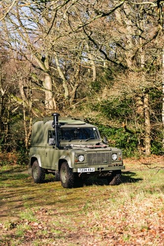 1999 Land Rover Defender 90 Remus Wolf Winter Water till salu (bild 2 av 148)