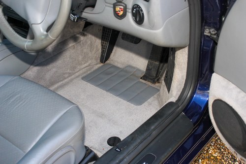 2003 Porsche 911 Carrera 2 Tiptronic 996 For Sale (picture 76 of 122)