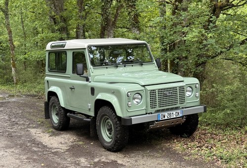 2015 Land Rover Defender 90 zum Verkauf (Bild 1 von 21)