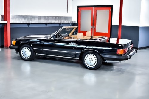 1986 Mercedes-Benz R107 560SL Convertible 5,6L V8 For Sale (picture 18 of 109)