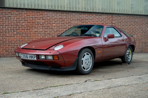 1985 Porsche 928 S2 RHD In vendita (immagine 1 di 222)