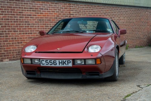 1985 Porsche 928 S2 RHD In vendita (immagine 2 di 222)