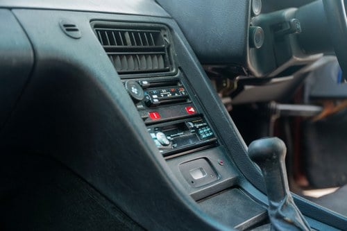 1985 Porsche 928 S2 RHD In vendita (immagine 49 di 222)