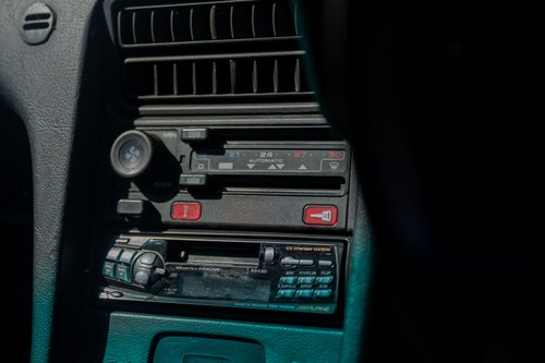 1985 Porsche 928 S2 RHD In vendita (immagine 92 di 222)