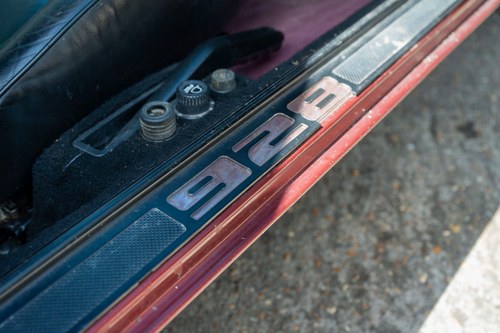 1985 Porsche 928 S2 RHD In vendita (immagine 137 di 222)