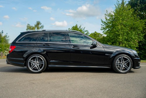 2014 Mercedes-Benz C63 AMG Estate For Sale (picture 14 of 178)