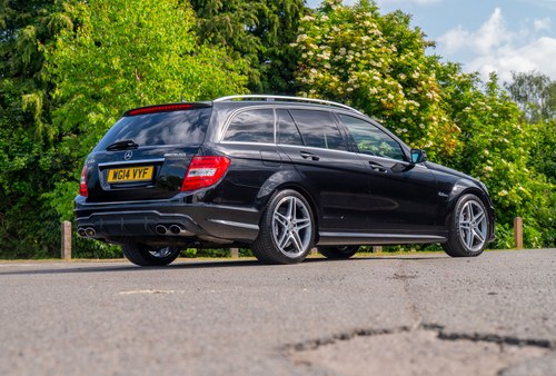 2014 Mercedes-Benz C63 AMG Estate For Sale (picture 16 of 178)
