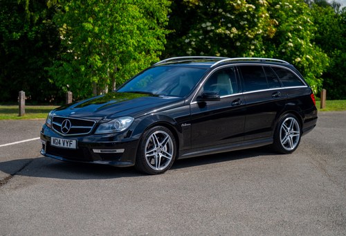 2014 Mercedes-Benz C63 AMG Estate For Sale (picture 3 of 178)