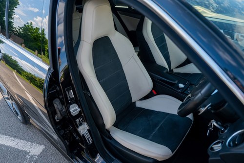 2014 Mercedes-Benz C63 AMG Estate For Sale (picture 76 of 178)