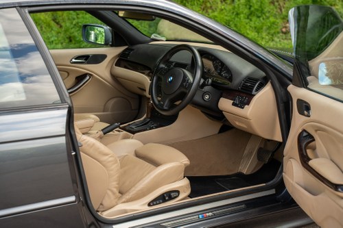 2006 BMW 320CI M Sport Automatic E46 à vendre (picture 2 of 142)
