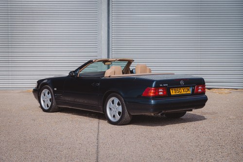 1999 Mercedes-Benz SL320 R129 Just 21,331 miles For Sale (picture 4 of 192)