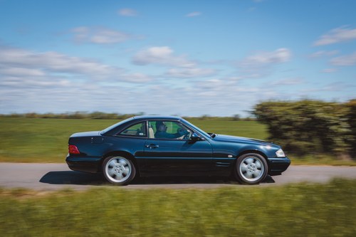 1999 Mercedes-Benz SL320 R129 Just 21,331 miles For Sale (picture 21 of 192)