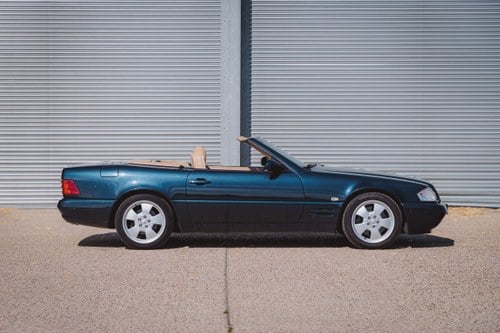 1999 Mercedes-Benz SL320 R129 Just 21,331 miles For Sale (picture 5 of 192)