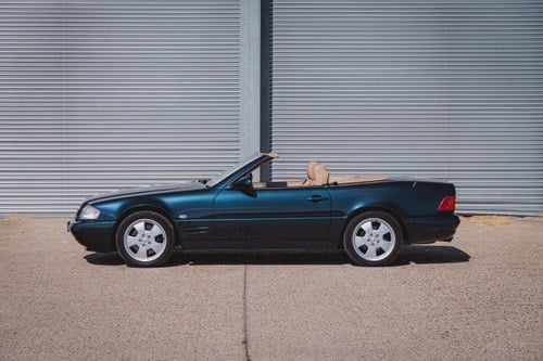 1999 Mercedes-Benz SL320 R129 Just 21,331 miles For Sale (picture 6 of 192)