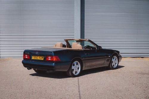 1999 Mercedes-Benz SL320 R129 Just 21,331 miles For Sale (picture 8 of 192)