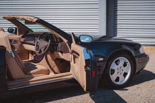 1999 Mercedes-Benz SL320 R129 Just 21,331 miles For Sale (picture 79 of 192)