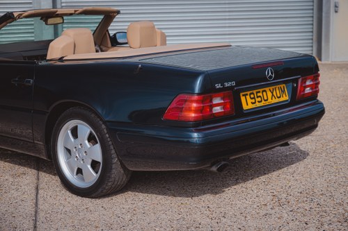 1999 Mercedes-Benz SL320 R129 Just 21,331 miles For Sale (picture 98 of 192)
