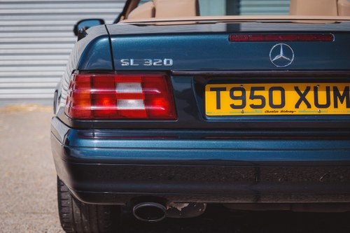 1999 Mercedes-Benz SL320 R129 Just 21,331 miles For Sale (picture 114 of 192)