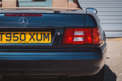 1999 Mercedes-Benz SL320 R129 Just 21,331 miles For Sale (picture 116 of 192)