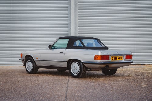 1986 Mercedes-Benz 300SL R107 51,251 miles till salu (bild 27 av 267)