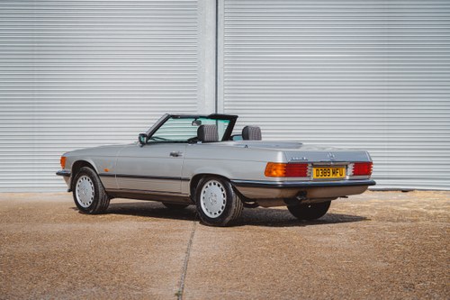 1986 Mercedes-Benz 300SL R107 51,251 miles till salu (bild 15 av 267)