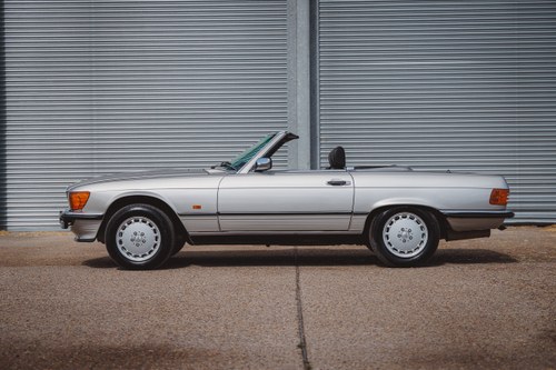 1986 Mercedes-Benz 300SL R107 51,251 miles till salu (bild 7 av 267)