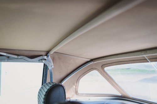1986 Mercedes-Benz 300SL R107 51,251 miles till salu (bild 92 av 267)