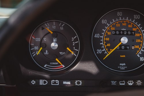 1986 Mercedes-Benz 300SL R107 51,251 miles till salu (bild 52 av 267)