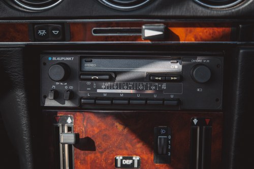 1986 Mercedes-Benz 300SL R107 51,251 miles till salu (bild 56 av 267)