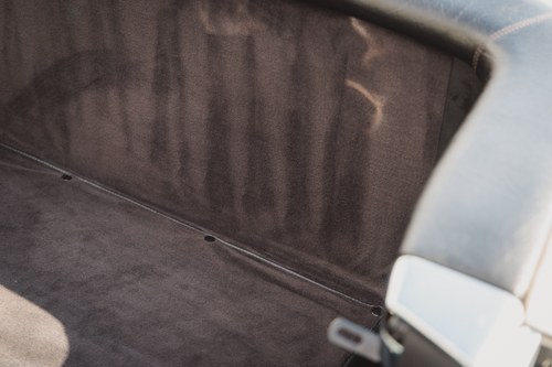 1986 Mercedes-Benz 300SL R107 51,251 miles till salu (bild 95 av 267)