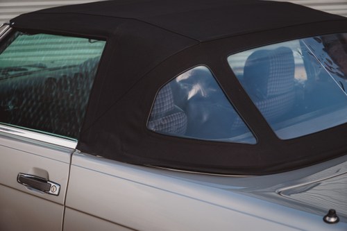 1986 Mercedes-Benz 300SL R107 51,251 miles till salu (bild 136 av 267)