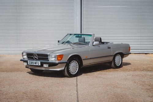 1986 Mercedes-Benz 300SL R107 51,251 miles till salu (bild 2 av 267)