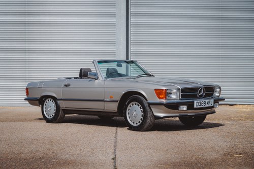 1986 Mercedes-Benz 300SL R107 51,251 miles till salu (bild 14 av 267)