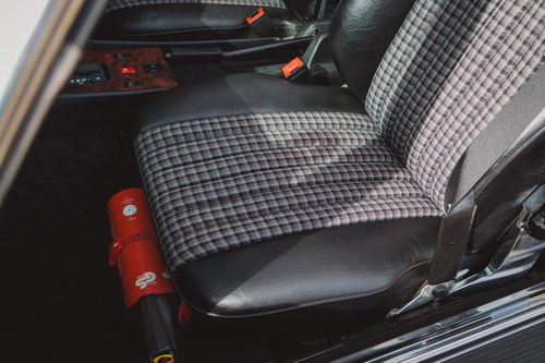 1986 Mercedes-Benz 300SL R107 51,251 miles till salu (bild 88 av 267)