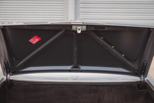 1986 Mercedes-Benz 300SL R107 51,251 miles till salu (bild 109 av 267)