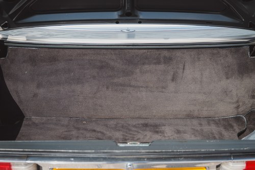 1986 Mercedes-Benz 300SL R107 51,251 miles till salu (bild 110 av 267)