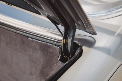 1986 Mercedes-Benz 300SL R107 51,251 miles till salu (bild 113 av 267)