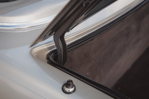 1986 Mercedes-Benz 300SL R107 51,251 miles till salu (bild 114 av 267)