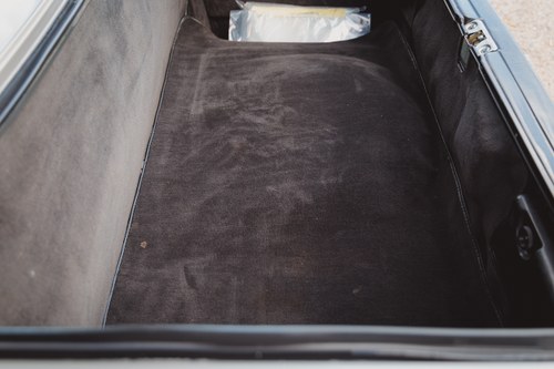 1986 Mercedes-Benz 300SL R107 51,251 miles till salu (bild 115 av 267)