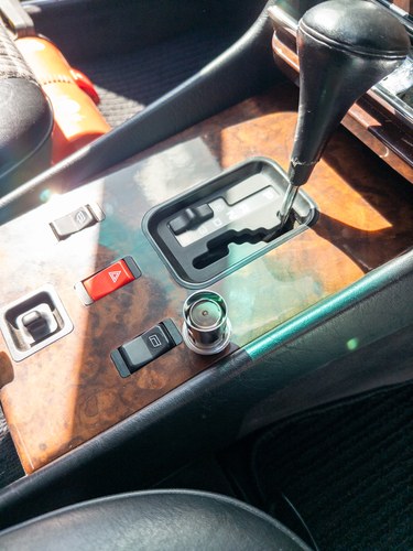 1986 Mercedes-Benz 300SL R107 51,251 miles till salu (bild 225 av 267)