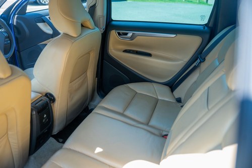 2005 Volvo V70 R AWD Te koop (foto 76 van 223)