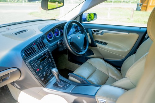 2005 Volvo V70 R AWD Te koop (foto 80 van 223)