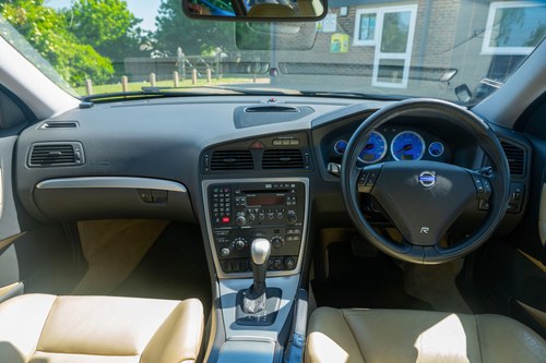 2005 Volvo V70 R AWD Te koop (foto 86 van 223)