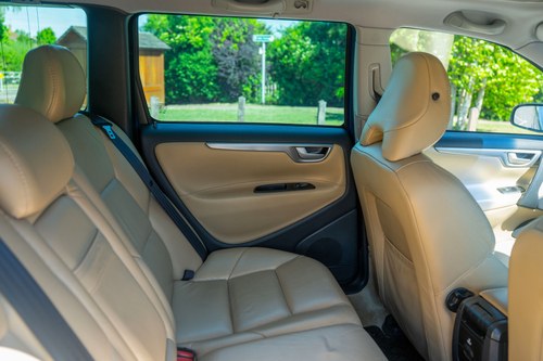 2005 Volvo V70 R AWD Te koop (foto 89 van 223)