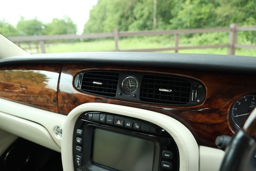 2005 Jaguar XJ6 Sovereign X350 For Sale (picture 41 of 237)