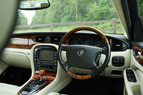 2005 Jaguar XJ6 Sovereign X350 For Sale (picture 20 of 237)