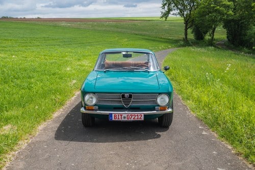 1970 Alfa Romeo GT Junior 1300 For Sale (picture 2 of 199)