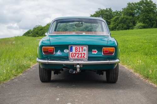1970 Alfa Romeo GT Junior 1300 For Sale (picture 4 of 199)