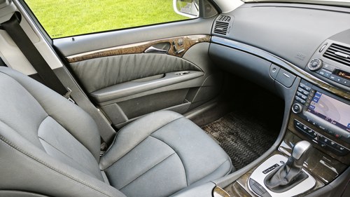 2005 Mercedes-Benz E500 Avantgarde A Te koop (foto 17 van 116)