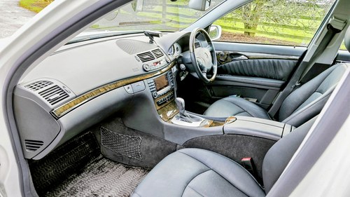 2005 Mercedes-Benz E500 Avantgarde A Te koop (foto 6 van 116)
